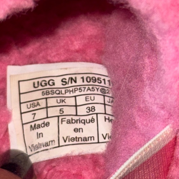 UGG Fluff Yeah Slide Size Women 7, hot pink - Picture 4 of 5